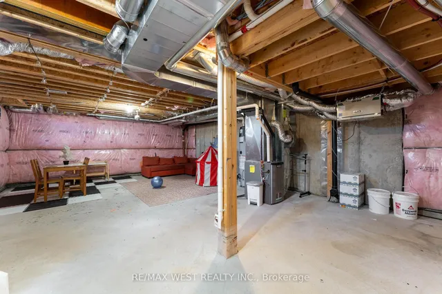 Additional image 37 of 2 Scarletwood St