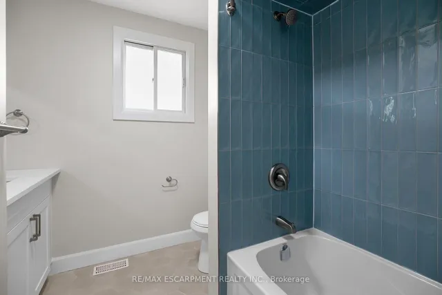 Additional image 24 of 6 Barbara Crt