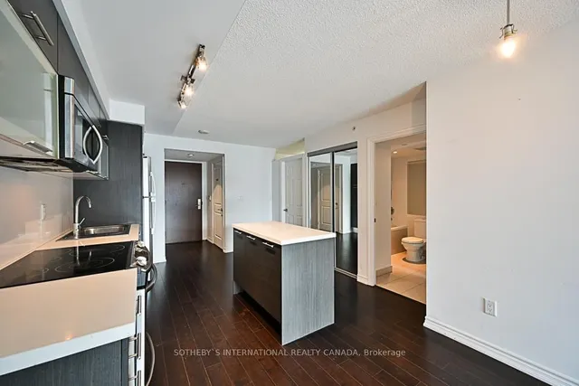 Additional image 48 of 386 Yonge St Unit 1021