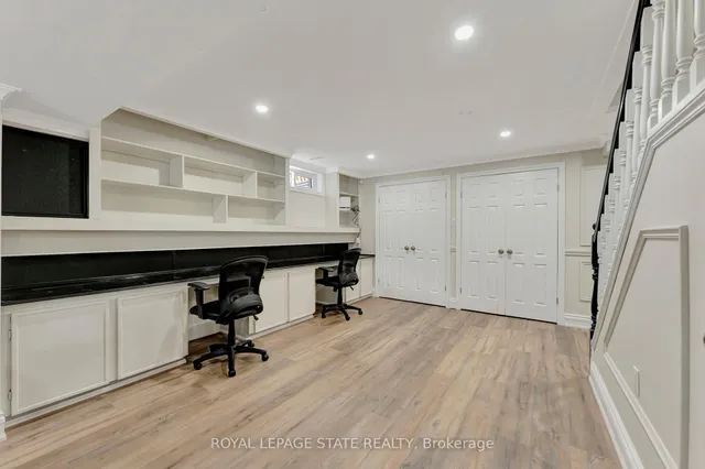 Additional image 35 of 660 Highvalley Rd