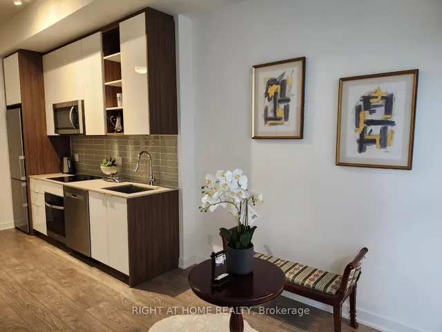 Additional image 4 of 543 RIchmond St Unit 221