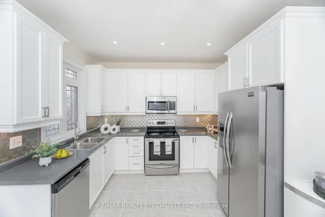 Additional image 14 of 383 Queen Mary Dr