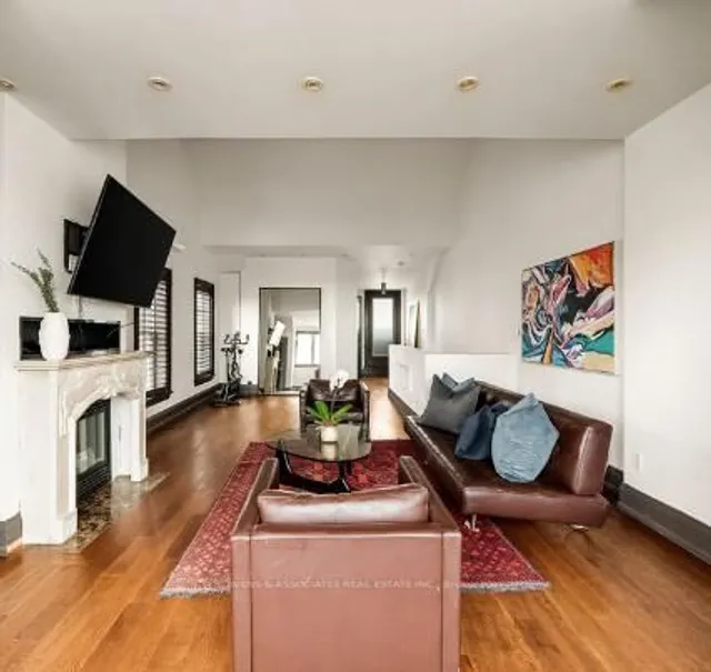 Additional image 30 of 74 Harvard Ave