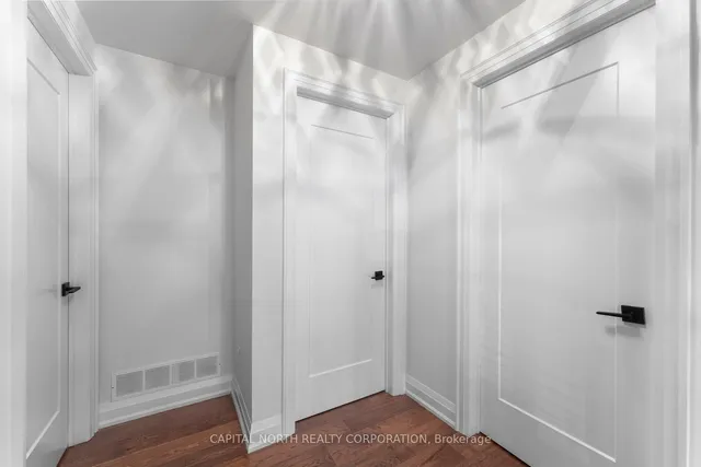 Additional image 20 of 19 Vanderbrent Cres