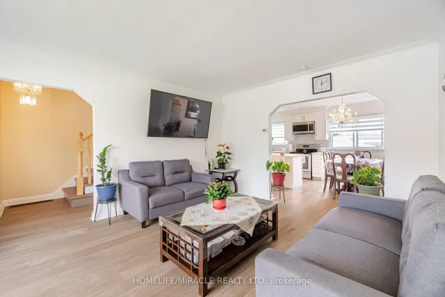 Additional image 9 of 11 Arrowsmith Ave