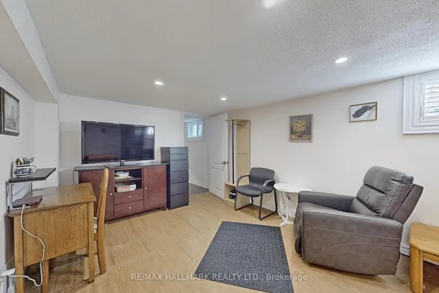 Additional image 18 of 21 Enfield Ave