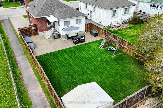 Additional image 42 of 182 Glennie Ave