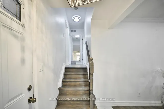 Additional image 20 of 29 Portico Dr