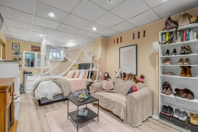 Additional image 15 of 85 Provincial Pl