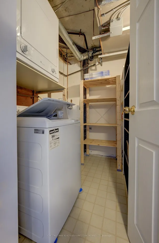 Additional image 24 of 10 Ellen St Unit 803