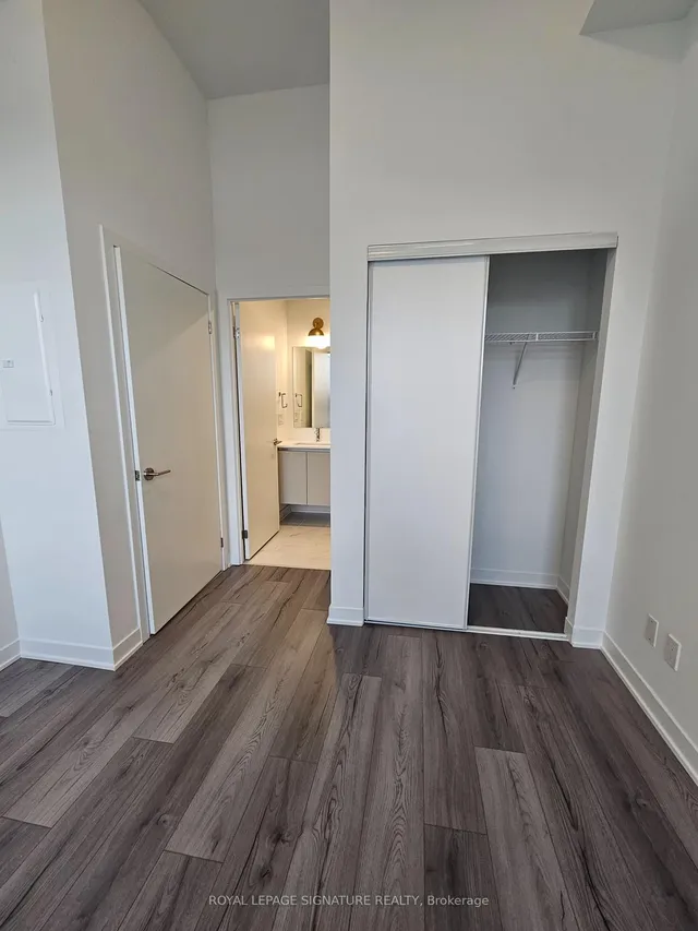 Additional image 9 of 405 Dundas St Unit 239