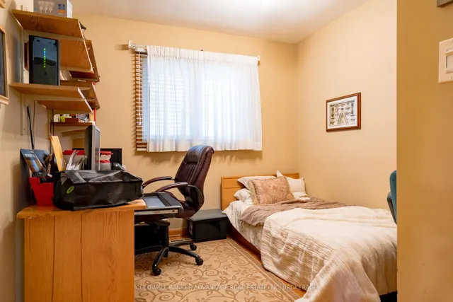 Additional image 20 of 17 Wardrope Ave