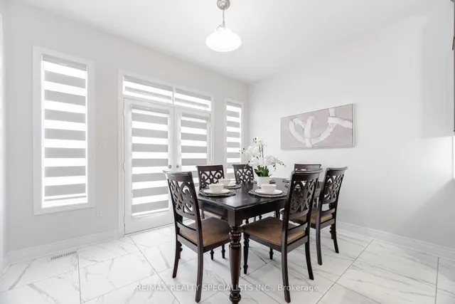 Additional image 16 of 15 Duxbury Rd