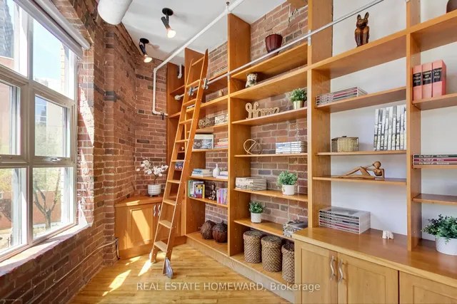 Additional image 22 of 90 Sherbourne St Unit 405