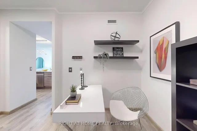 Additional image 18 of 219 Fort York Blvd Unit 2205