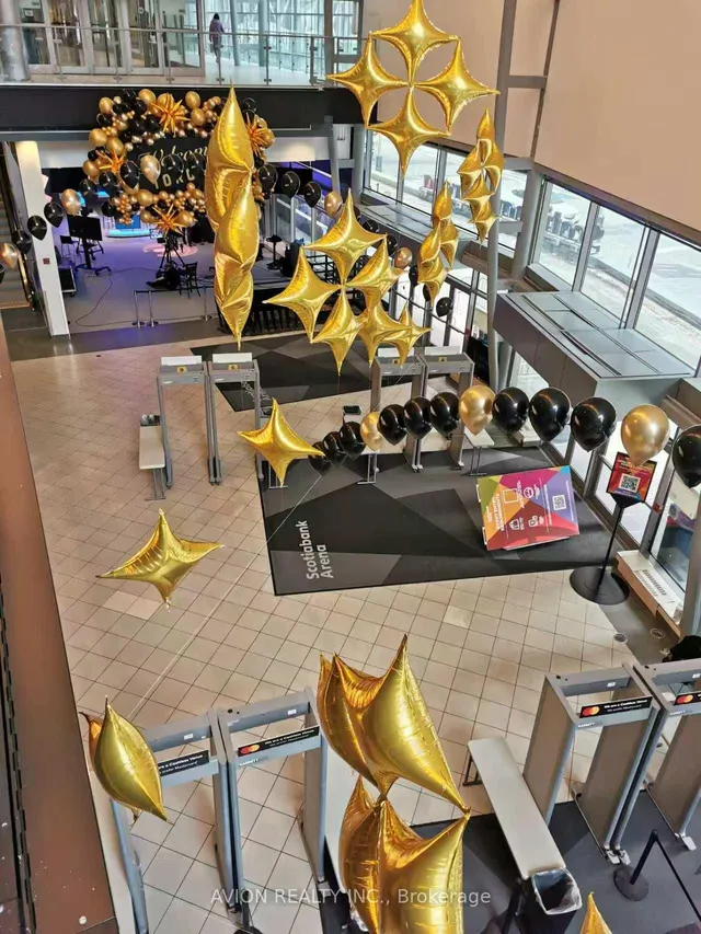 Additional image 33 of 88 Harbour St Unit Unit #1811