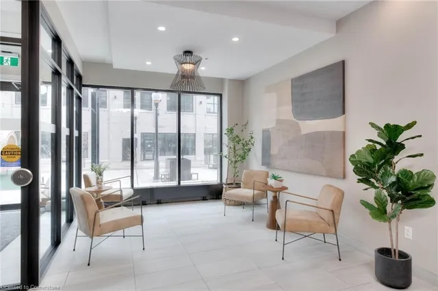 Additional image 34 of 60 Charles St Unit 2608