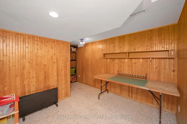 Additional image 32 of 2013 Windy Oaks Dr