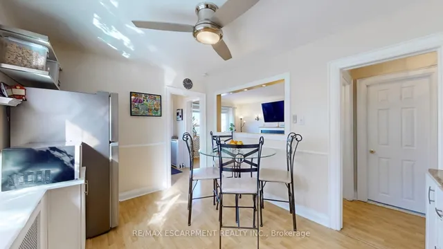 Additional image 9 of 527 Victoria Park Ave