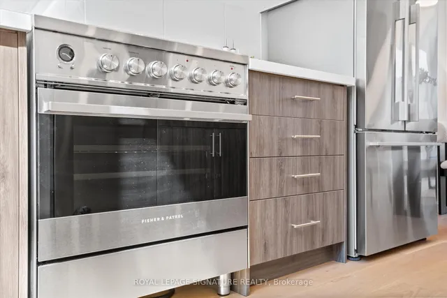 Additional image 10 of 1 Heydon Park Rd