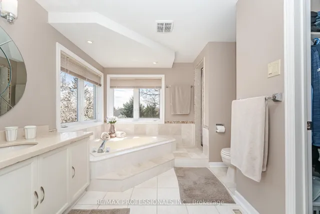 Additional image 26 of 72 Barr Cres