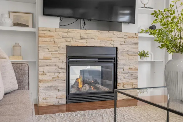 Additional image 20 of 1036 Hemstreet Cres