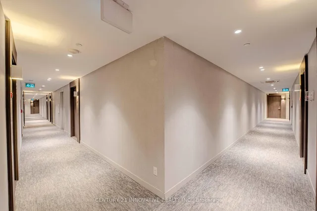 Additional image 37 of 185 Roehampton Ave Unit 315