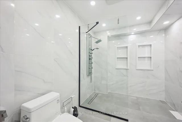 Additional image 36 of 1335 Rose Way