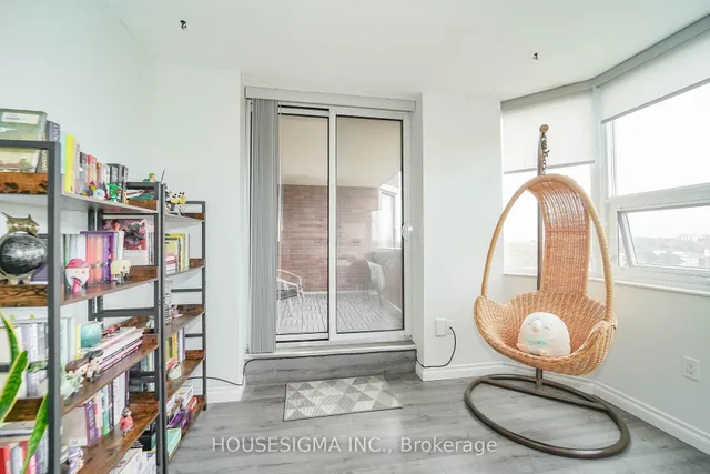 Additional image 17 of 121 Ling Rd Unit 904