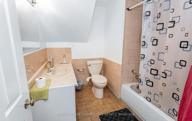 Additional image 38 of 97 Newport St