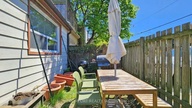 Additional image 44 of 230 Robert St