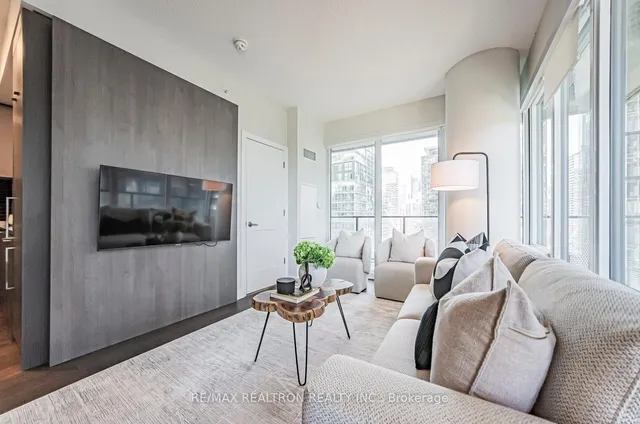 Additional image 37 of 115 Blue Jays Way Unit 2702