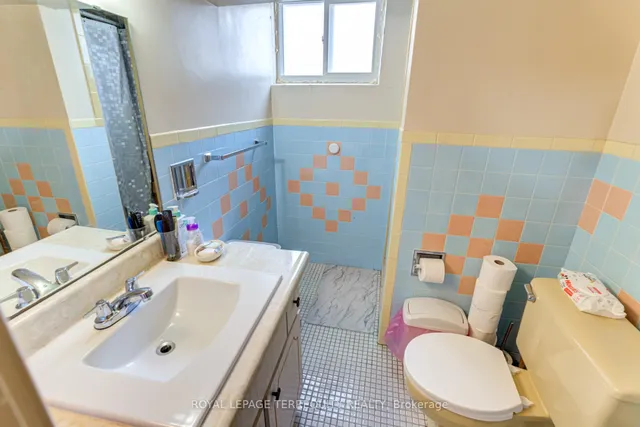 Additional image 24 of 532 Silverthorn Ave