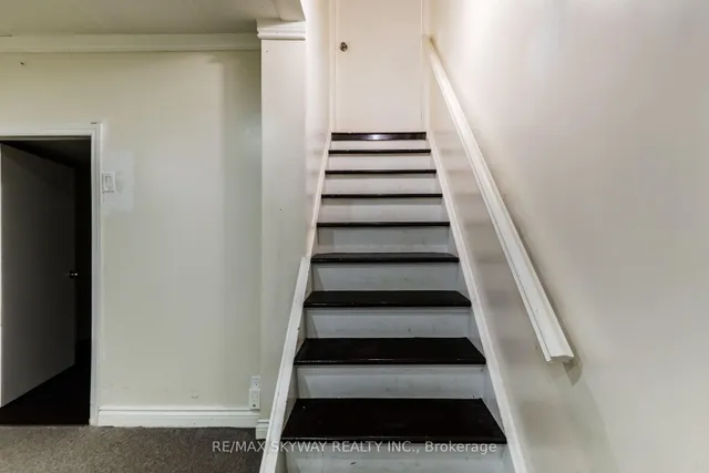 Additional image 46 of 144 Archdekin Dr