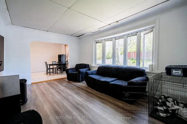 Additional image 13 of 49 Trethewey Dr