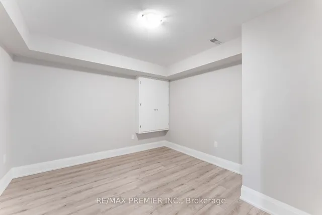 Additional image 44 of 31 Seventeenth St