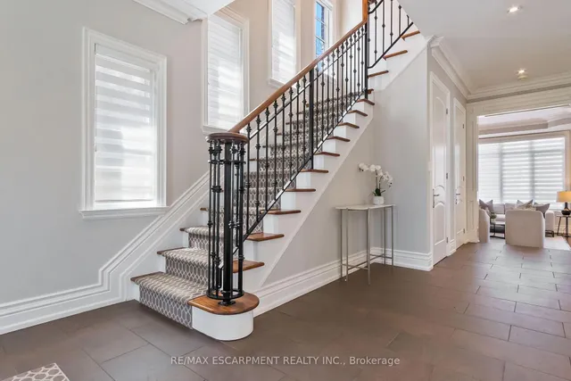 Additional image 18 of 274 Lake Promenade N/A