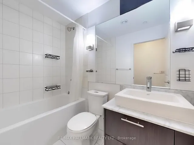 Additional image 22 of 8 Mercer St Unit 411