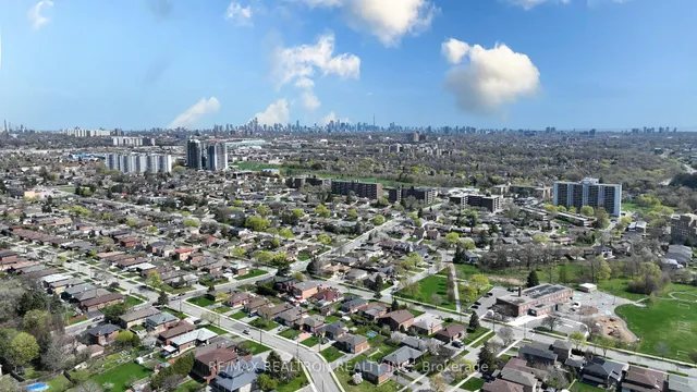 Additional image 6 of 13 Bourdon Ave