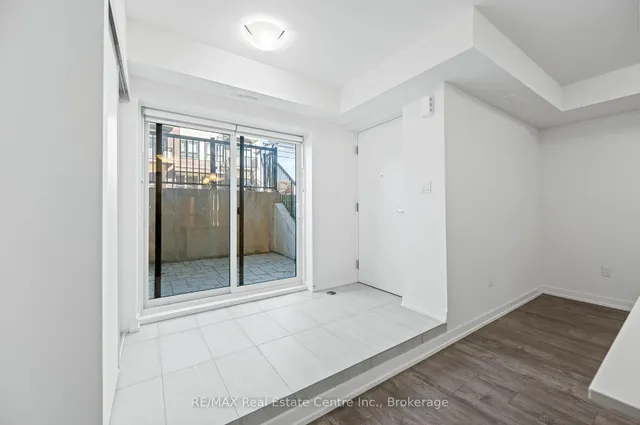 Additional image 28 of 20 Palace St Unit E8