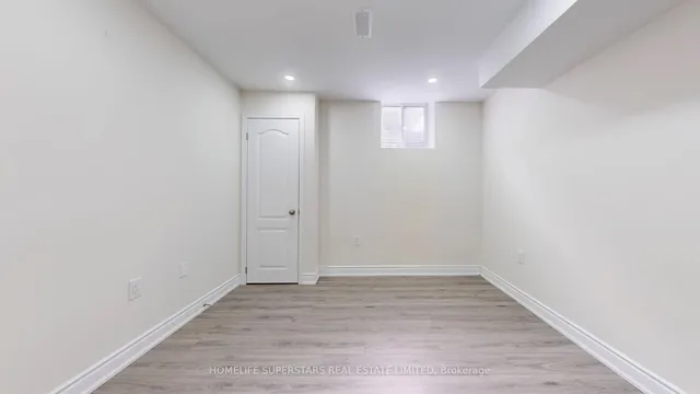 Additional image 36 of 1106 Little Cres