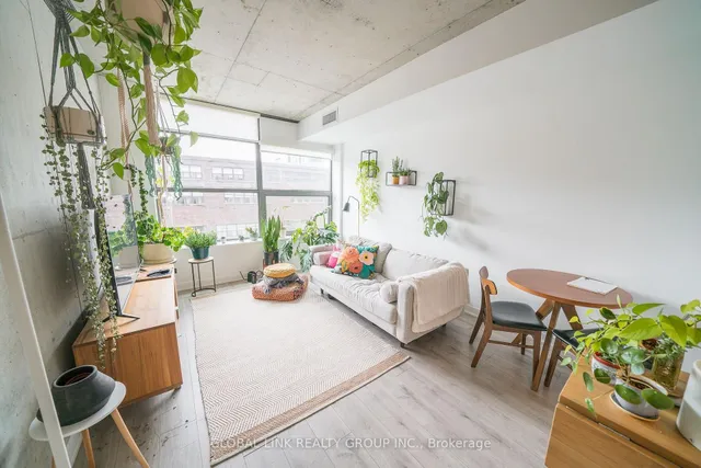 Additional image 4 of 319 Carlaw Ave Unit 306