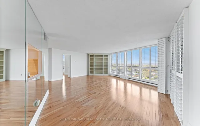 Additional image 6 of 2010 Islington Ave Unit 1102