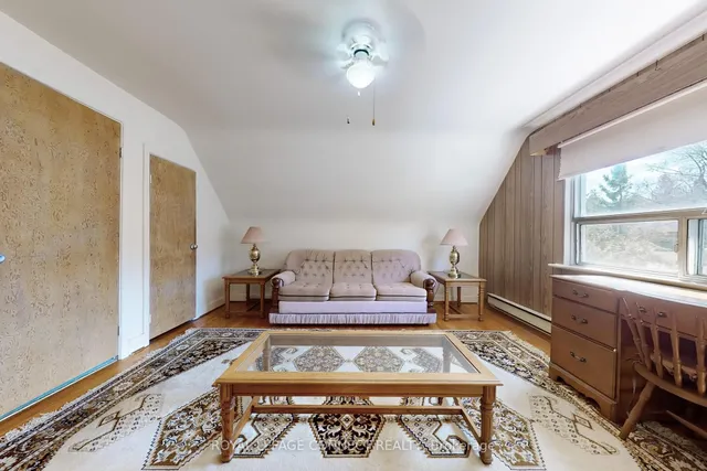 Additional image 21 of 20 Brinloor Blvd