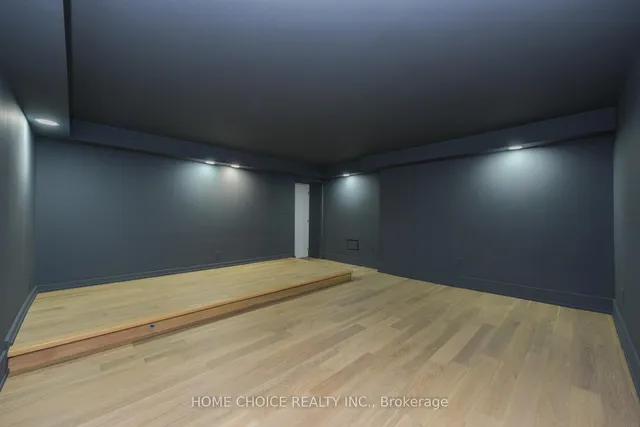 Additional image 41 of 302 Tuck Dr