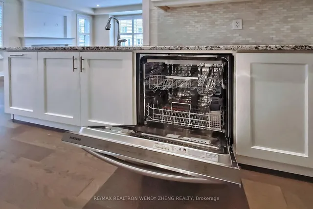 Additional image 12 of 3209 Daisy Way