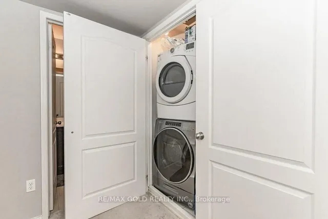 Additional image 8 of 2468 Post Rd Unit 20