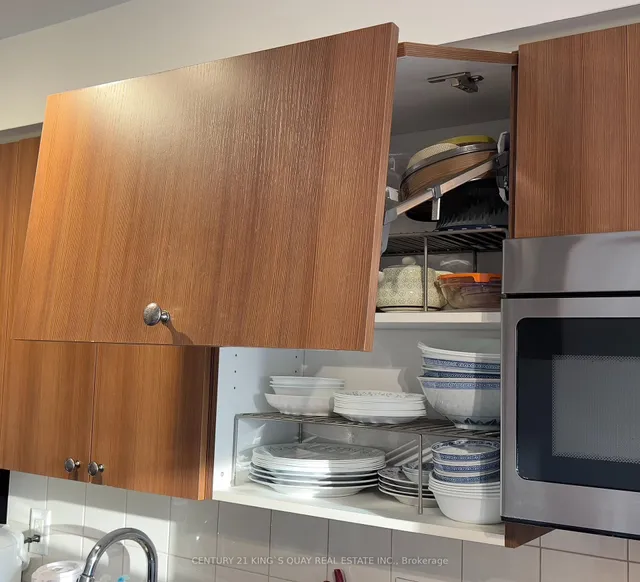 Additional image 7 of 20 Joe Shuster Way Unit 916