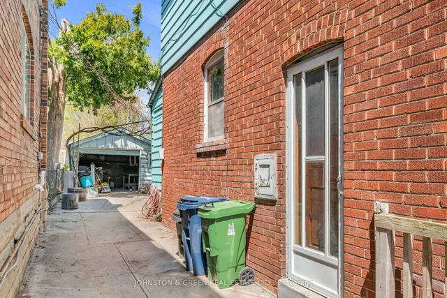 Additional image 35 of 416 Mortimer Ave