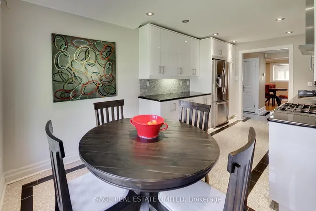 Additional image 13 of 108 Madawaska Ave